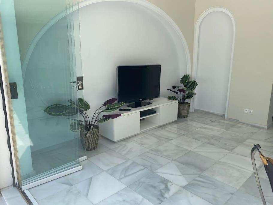 Sunny Villa Mijas With Large Pool Free Parking Malaga Exterior photo